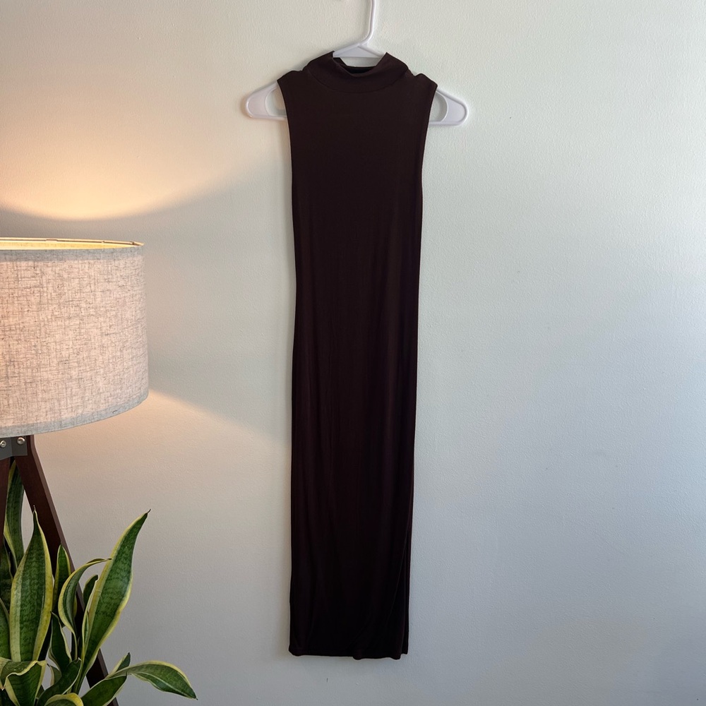 Sleeveless Brown Midi Dress